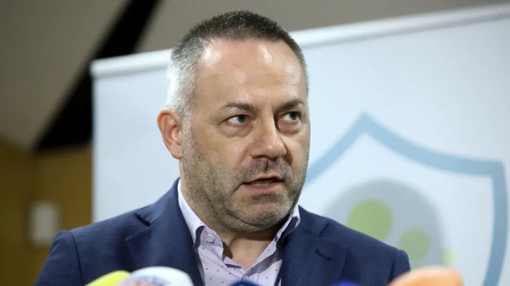 Danijel Be&scaron;ič Loredan &scaron;e vedno napoveduje iskanje konsenza o financiranju. Foto: Luka Cjuha&nbsp;