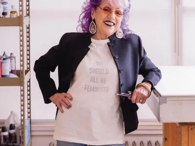 Znana fotografinja Judy Chicago z majico znamke Dior. F Instagram