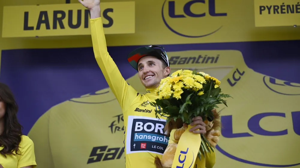 Jai Hindley je bil Dnevnikov skriti favorit že pred začetkom dirke po Franciji, v sredo pa je po fantastični predstavi oblekel rumeno majico.