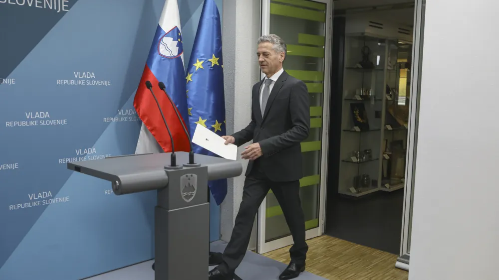 predsednik vlade Robert Golob07.07.2023 - izjava predsednika vlade dr. Roberta Goloba ob odstopu Ministra za zdravje Bešič LoredanaFOTO: Luka Cjuha