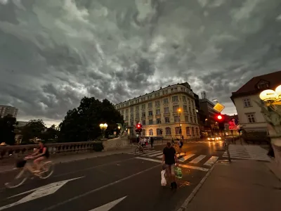 nevihta, ljublana, oblaki