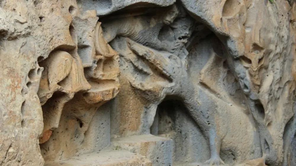 Zmajeva jama na Braču TZ Brač