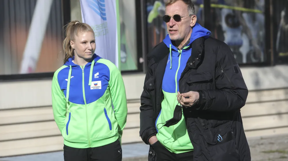 ﻿Maja Mihalinec Zidar, Srdjan Djordjevič- 08.03.2021 – Atletska zveza Slovenije (AZS) - sprejem atletinje Tine Šutej, ki je na dvoranskem evropskem prvenstvu osvojila srebro v skoku s palico //FOTO: Jaka Gasar