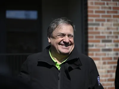 Stanovanjska soseska Rakova jel&scaron;a IIZoran Janković, župan Ljubljane - 04.04.2023 - Ekskurzija po Ljubljani z ljubljanskim županom  //FOTO: Nik Erik Neubauer