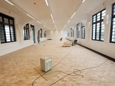 - 14.09.2023 - Kreativno središče Center Rog - javni proizvodni prostor namenjen kulturnemu in kreativnemu delovanju s poudarkom na izdelovanju, uporabnih umetnostih, arhitekturi in oblikovanjuKreativno središče Center Rog - javni proizvodni prostor namenjen kulturnemu in kreativnemu delovanju s poudarkom na izdelovanju, uporabnih umetnostih, arhitekturi in oblikovanju //FOTO: Tomaž Skale