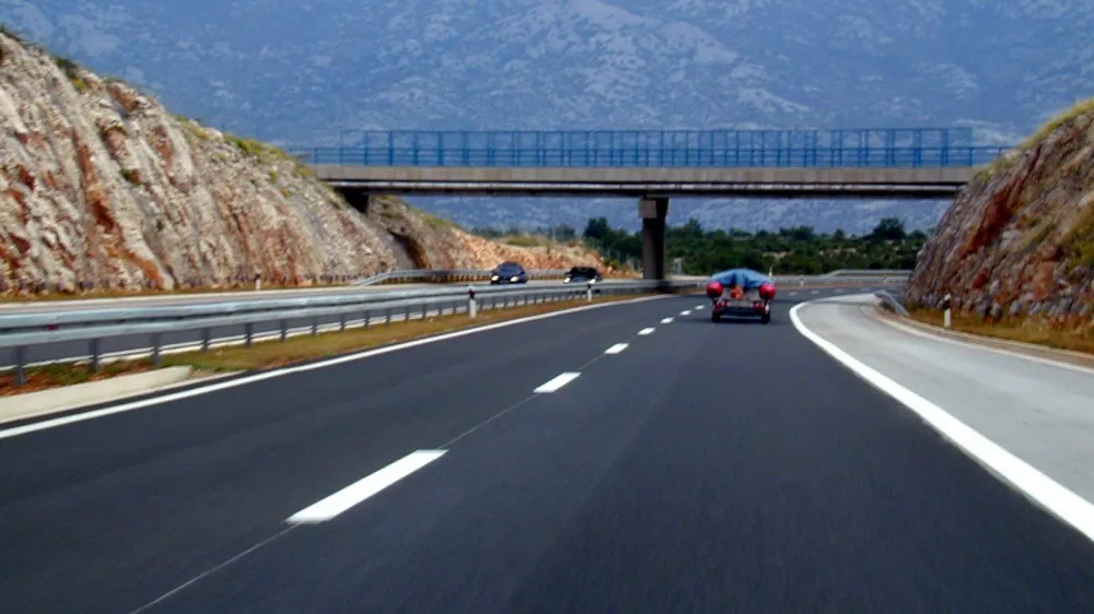 Avtocesta proti Zadru.