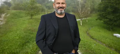 - 11.09.2023 – Robert Sabol, diplomirani zdravstvenik - poklicni reševalec zaposlen pri Reševalni postaji v Ljubljani, član ekipe Helikopterske nujne medicinske pomoči (HNMP) //FOTO: Nik Erik Neubauer