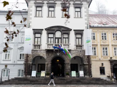 - 31.01.2017 - Mestna hi&scaron;a v Ljubljani - Mestni trg 1 - Magistrat - Rotovž - Mestna občina Ljubljana (MOL) - stavba - //FOTO: Matjaž Ru&scaron;t