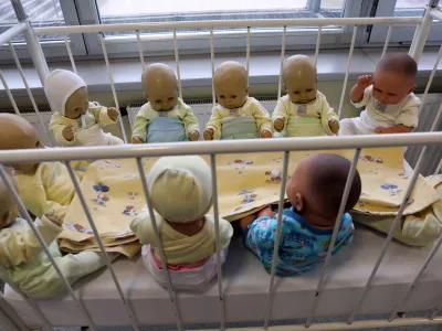 ﻿11.02.2022- Simbolična fotografija - nataliteta, rodnost, dojenčki, otroci,bolnišnica<br> //FOTO: Tomaž Skale