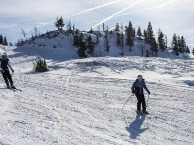 smučanje- 03.02.2023 – Smučarsko središče Velika planina – zimske počitnice – smučišče - //FOTO: Bojan Velikonja