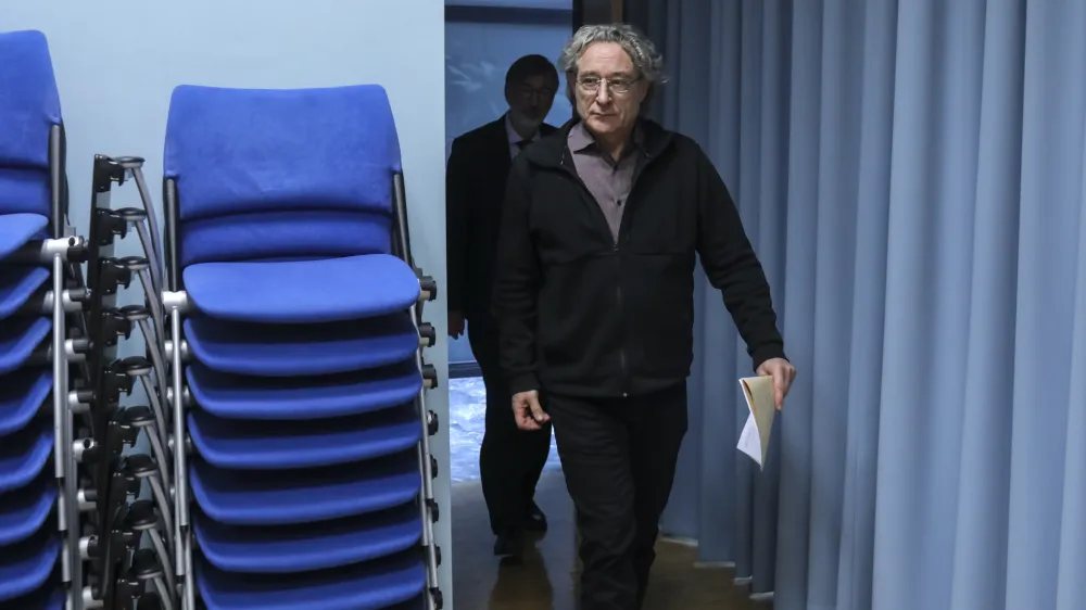 minister za vzgojo in izobraževanje dr. Darjo Felda, glavni tajnik sindikata SVIZ Branimir &Scaron;trukelj - 06.03.2023 - Ministrstvo za vzgojo in izobraževanje - prvo uradno srečanje ministrstva za vzgojo in izobraževanje dr. Darja Felda in Sindikata vzgoje, izobraževanja, znanosti in kulture Slovenije (Sviz) po preoblikovanju resorjev //FOTO: Jaka Gasar