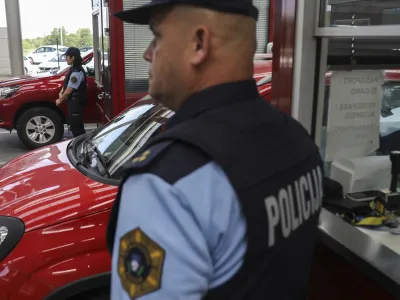 Na meji z Madžarsko in Hrvaško se ponovno obetajo policijske kontrole. F Jaka Gasar Q