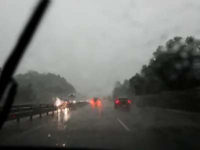 - Nevihta, nevihtni oblak. Štajerska avtocesta Maribor - <br>Ljubljana<br><br>- 19.07.2023 – vreme - oranžno opozorilo za celotno Slovenijo – nevihtni pas - nevihte<br> <br>//FOTO: Bojan Velikonja