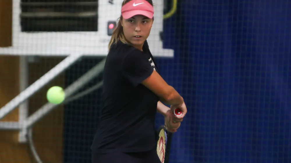 - Ela Nale Milić, tenisačica.- 02.11.2023-Trening ženske reprezentance Slovenije v tenisu pred odhodom na zaključni turnir pokala BJK v Španiji. //FOTO: Bojan Velikonja