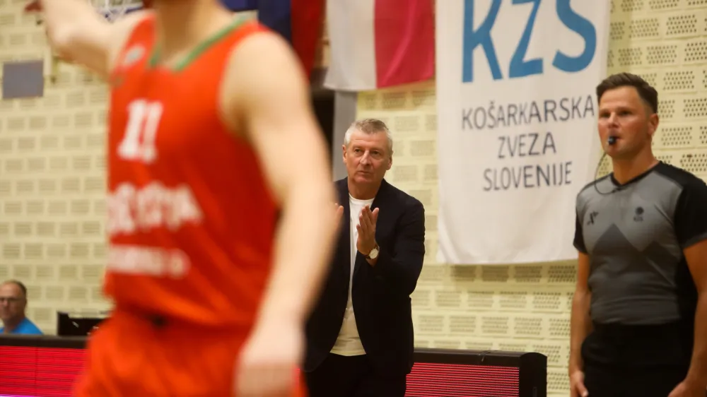- trener Kansai Helios Domžale Damjan Novaković.- 25.09.2023 – košarka - Cedevita Olimpija: Kansai Helios Suns, superpokal Slovenije 2023 //FOTO: Bojan Velikonja