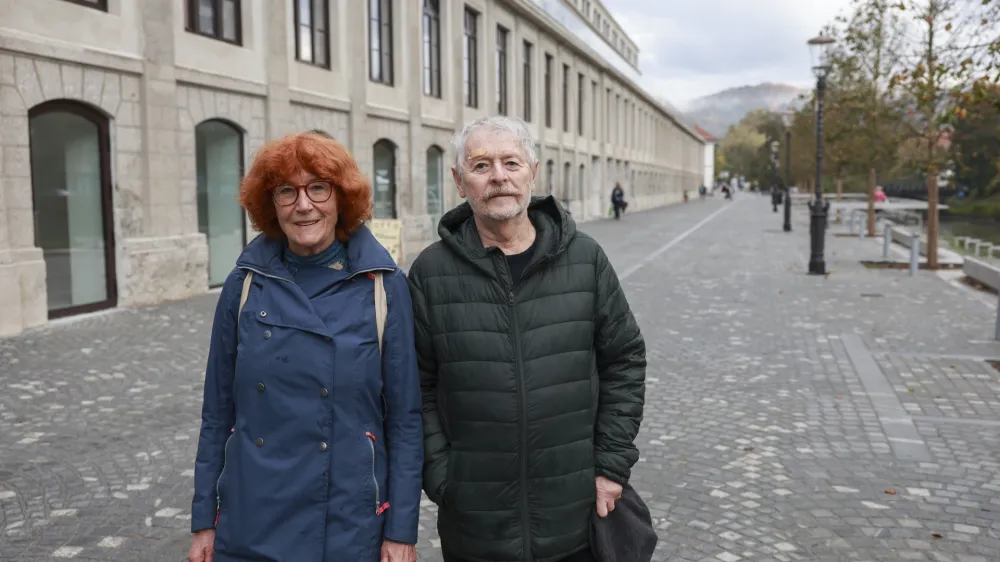 Upokojena arhitekta Smilja Repič Burger in Borut Burger sta sodelovala pri prepoznavanju pomena zapu&scaron;čine nekdanje tovarne Rog tako v arhitekturnem kot družbenem smislu.&nbsp;