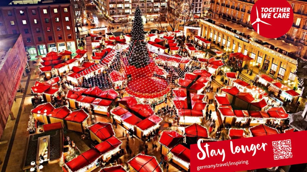 K&ouml;ln, božični sejem ob Stolnici sv. Petra 