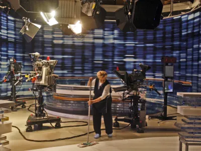 Studio 1<br><br><br>- RTV - Radiotelevizija Slovenija - Televizija SLO - ilustrativna fotografija//FOTO: Bojan Velikonja