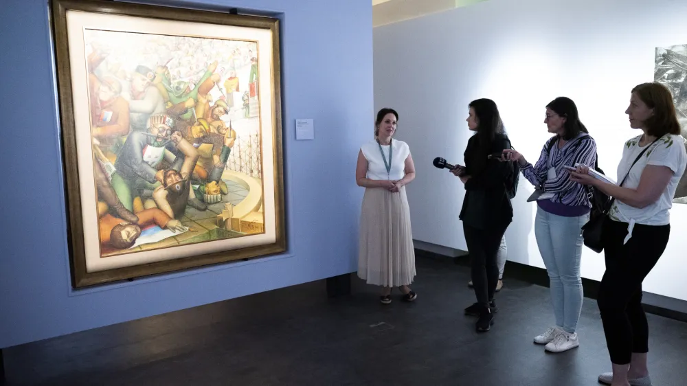 Tina Fortič Jakopič- 13.06.2023 – Voden ogled razstave Kruha in iger: Slikarstvo Toneta Kralja (1941-1945) za predstavnike medijev; Muzej novejše in sodobne zgodovine Slovenije.//FOTO: Nik Erik Neubauer