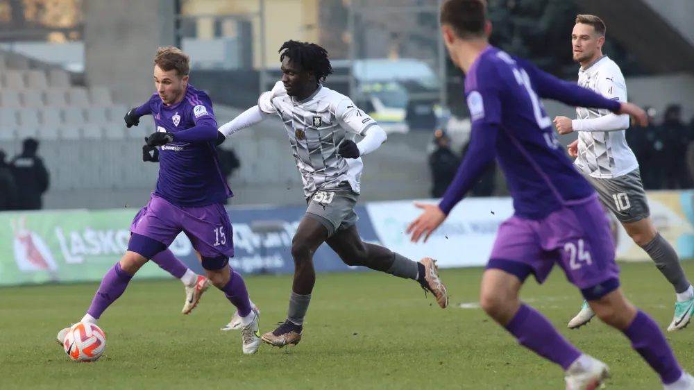 Maribor - nogomet - derbi - Nk Maribor in Nk Olimpija - Jan Repas