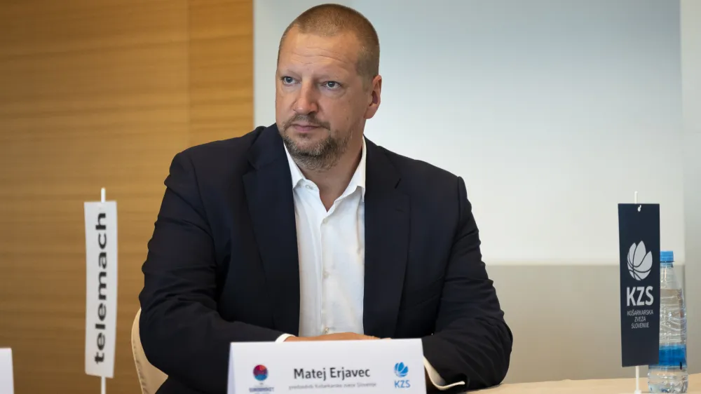 Matej Erjavec- 12.06.2023 &ndash; Novinarska konferenca ženske reprezentance Slovenije pred bližnjim evropskim prvenstvom v Ljubljani. //FOTO: Nik Erik Neubauer