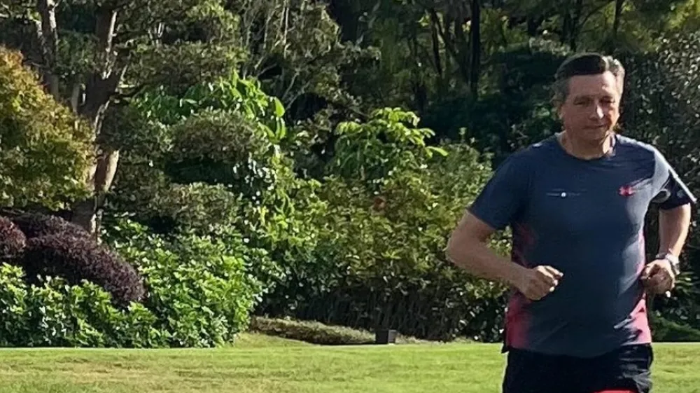 Borut Pahor je spet tekal po Kitajskem. F instagram