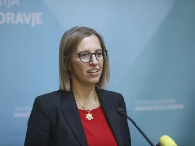 nova ministrica za zdravje dr. Valentina Prevolnik Rupel,- 16.10.2023 – Ministrstvo za zdravje - primopredajo poslov med dr. Robertom Golobom, ki je začasno opravljal funkcijo ministra za zdravje, in novo ministrico za zdravje dr. Valentino Prevolnik Rupel, //FOTO: Luka Cjuha