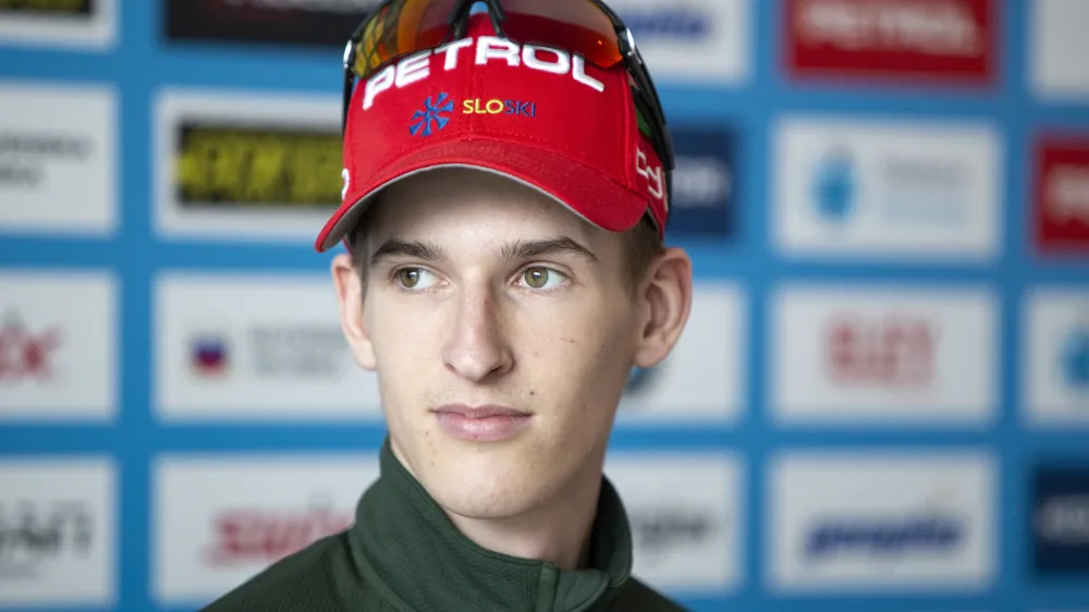 - Lovro Planko- 05.02.2019 - Smučarska zveza Slovenije (SZS) - mladinska biatlonska reprezentanca po vrnitvi s svetovnega prvenstva na Slova&scaron;kem - biatlon //FOTO: Matjaž Ru&scaron;t