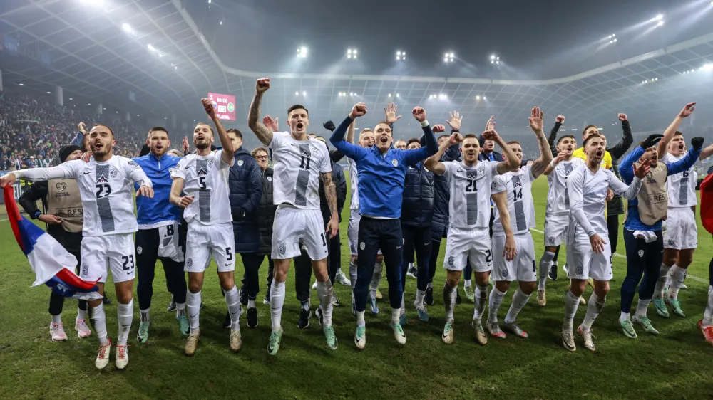 - slavje - slovenska nogometna reprezentanca se je uvrstila na Euro 2024 -- 20.11.2023 &ndash; nogomet &ndash; Slovenija: Kazahstan, kvalifikacije za nogometno evropsko prvenstvo EP 2024, 10. krog: skupina H, //FOTO: Jaka Gasar