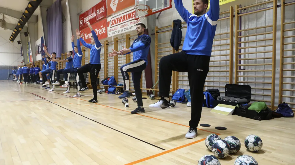 - 26.12.2022 &ndash; mo&scaron;ka rokometna reprezentanca - uvodni trening mo&scaron;ke reprezentance - priprave za nastop na SP 2023 na Poljskem in &Scaron;vedskem.&nbsp;//FOTO: Luka Cjuha