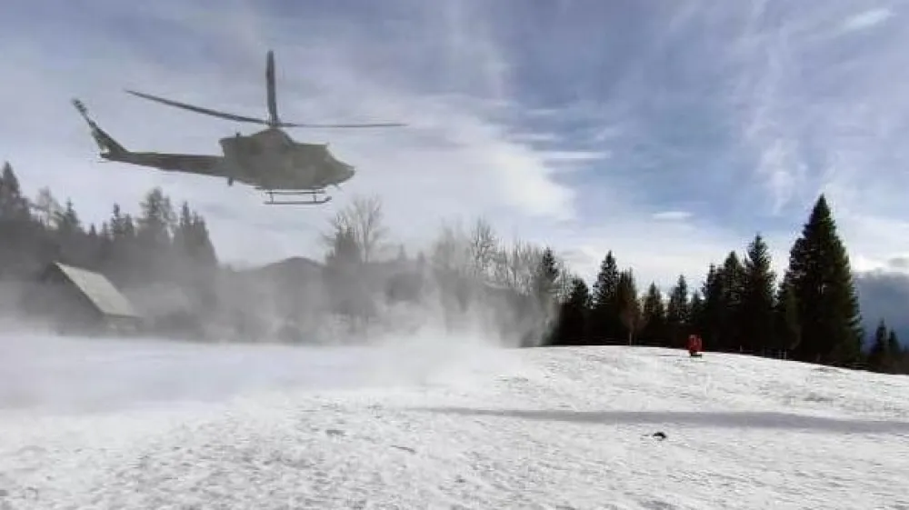 Tri gornike je na Toscu odnesel plaz. Dva sta bila poškodovana. 