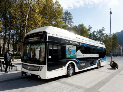 Avtobus na vodik je ljubljanska občina testirala leta 2022 v sklopu evropskega tedna mobilnosti. 