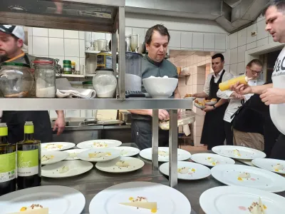 Kuharski mojstri na &scaron;kofjelo&scaron;kem območju imajo tudi v leto&scaron;njem januarju polne roke dela.