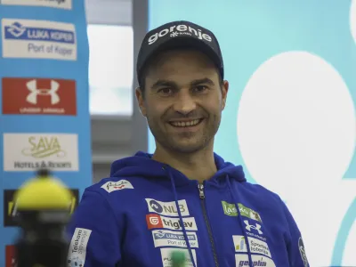 glavni trener mo&scaron;ke skakalne reprezentance Robert Hrgota- 16.11.2023 &ndash; Smučarska zveza Slovenije (SZS) - mo&scaron;ka reprezentanca v smučarskih skokih pred začetkom sezone svetovnega pokala //FOTO: Luka Cjuha