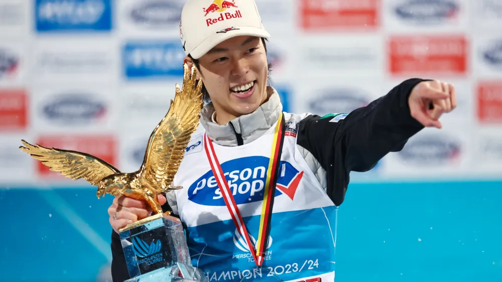 Japonec Rjoju Kobajaši je tretjič v karieri osvojil zlatega orla. 