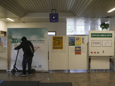  19.10.2023 - Pediatrična nujna medicinska pomoč enota Center - Metelkova ulica 9 v Ljubljani - izjava o nasilnem dogodku - starša sta napadla zdravstveno osebje, ki je obravnavalo njunega otroka, zdravniku sta celo grozila s smrtjo. //FOTO: Luka Cjuha