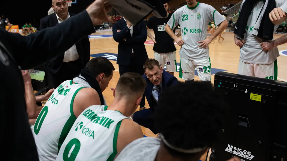 - trener Krke Gašper Okorn,- 16.12.2023 - košarka - Cedevita Olimpija: Krka, liga Aba, 12. krog://FOTO:Bojan Velikonja