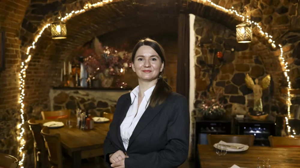 Mila Nikić - 11.01.2024 &ndash; Okrepčevalnica Čompa, gostinski lokal, Trubarjeva cesta 40, //FOTO: Luka Cjuha