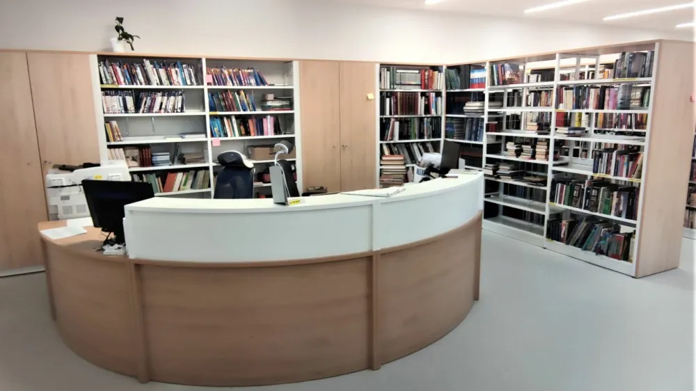 Knjižnica v Borovnici