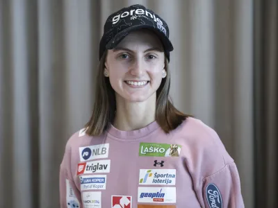 Katra Komar- 24.01.2024 - tiskovna konferenca smučarskih skakalk za tekmo v Ljubnem - Ljubno 2024 //FOTO: Jaka Gasar