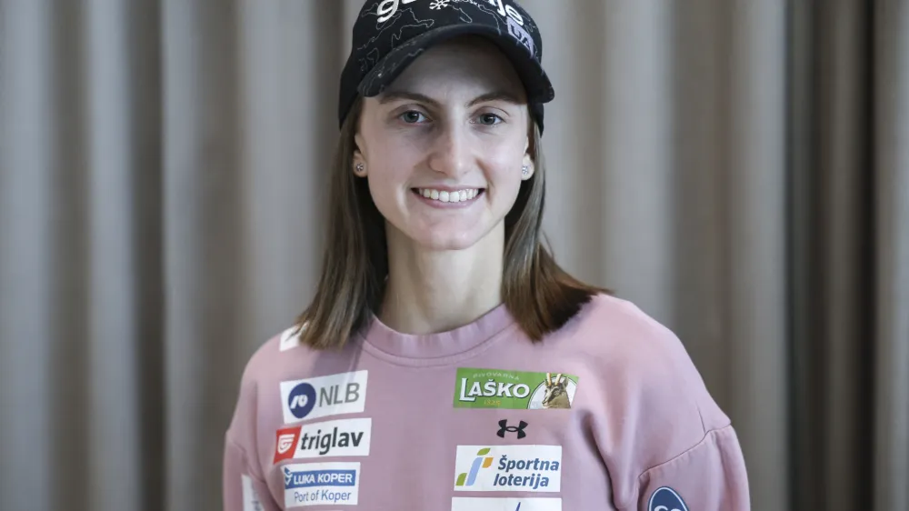 Katra Komar- 24.01.2024 - tiskovna konferenca smučarskih skakalk za tekmo v Ljubnem - Ljubno 2024 //FOTO: Jaka Gasar