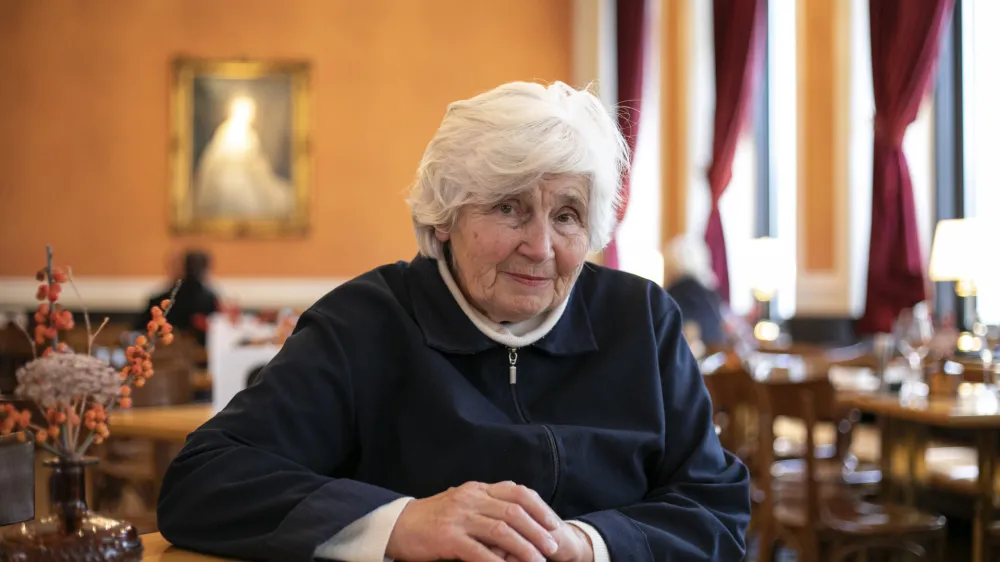 ﻿- 18.12.2019 - Dušica Kunaver - pisateljica, profesorica angleščine in ruščine v pokoju, zbirateljica ljudskega izročila in etnološkega gradiva, avtorica in izdajateljica poljudnoznanstvenih in leposlovnih knjig ter pedagoških priročnikov //FOTO: Matjaž Rušt