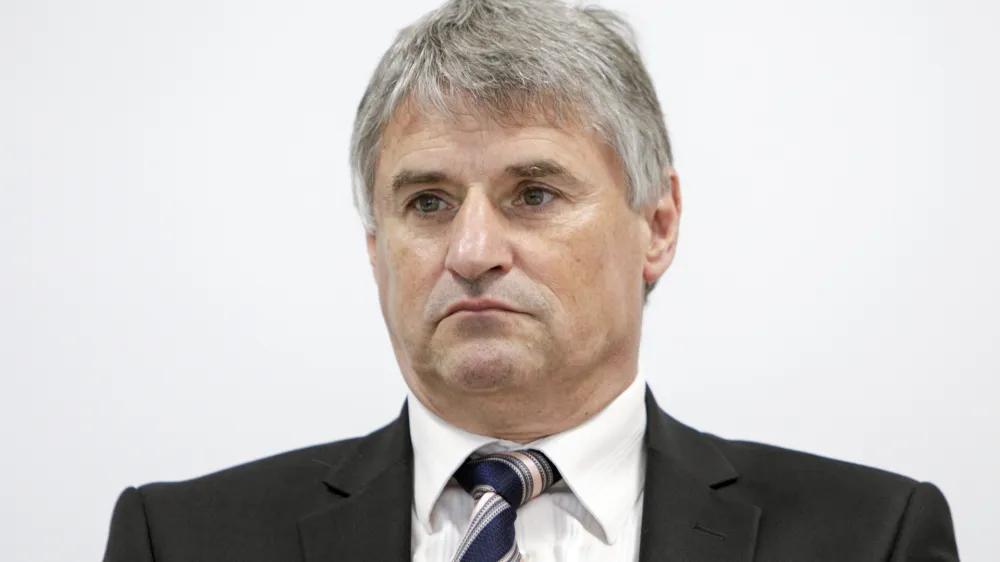 Nekdanji načelnik ljubljanske upravne enote Bojan Babič zanika, da bi počel kar koli nezakonitega ali nepravilnega. 