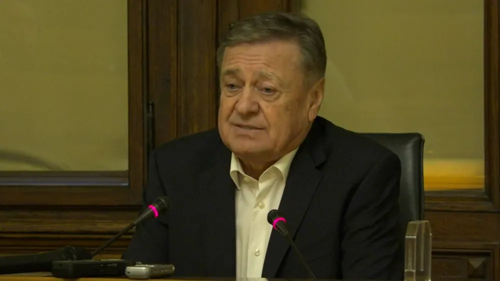 Zoran Janković na današnji novinarski konferenci.