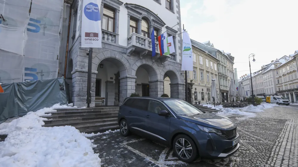 23.01.2023 - Hišne preiskave Zoran Janković - Mestna hiša MOLFOTO: Luka Cjuha