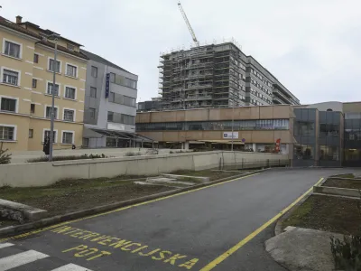 05.02.2024 - glavna stavba UKC Ljubljana - prenovaFOTO: Luka Cjuha