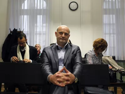 podkupljivi celjski sodnik Milko Škoberne- sojenje celjskemu sodniku Milku Škobernetu zaradi jemanja podkupnine v zameno za odpravo pripora in mednarodne tiralice Esadu Čehajiću//FOTO: Jaka Gasar