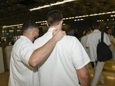  - 09.01.2024 – opozorilna stavka zdravnikov in zobozdravnikov - zdravniki in zobozdravniki zaradi neuresničenih zavez vlade iz že sklenjenih sporazumov opozorilno stavkali. protest //FOTO: Nik Erik Neubauer 