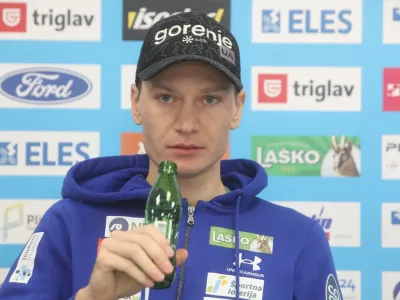 - Anže Lani&scaron;ek.- 22.01.2024 - Smučarska zveza Slovenije (SZS) - reprezentanca v smučarskih skokih pred odhodom na svetovno prvenstvo v poletih &ndash; //FOTO: Bojan Velikonja