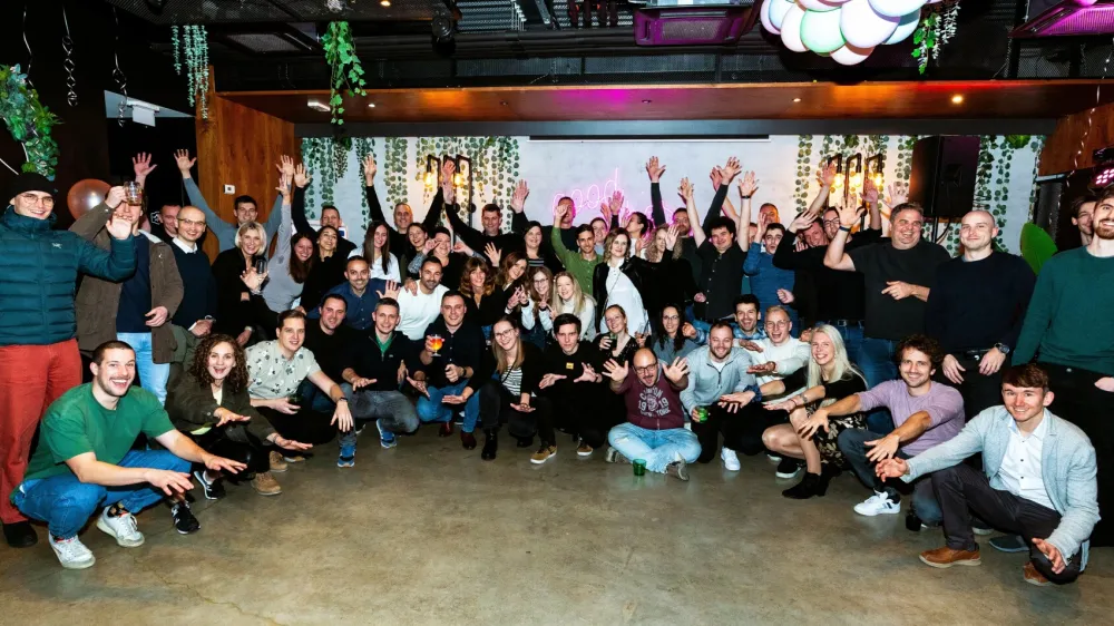 ekipa agilcon, zlata nit